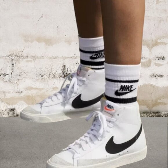 Nike Shoes - Nike Women's Blazer Mid '77 - Size 7.5